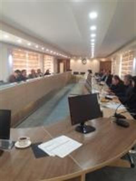 نشست توسعه الگوهای خصوصی­سازی در نظام آموزشی دانشگاه­های علوم­پزشکی منطقه سه در کرمانشاه برگزار شد.