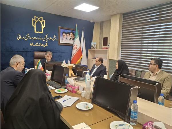 سالمندی در کانون برنامه «دهکده سلامت»، تأکید بر پیشگیری و مشارکت بین‌بخشی