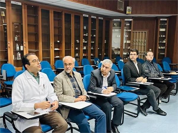برگزاری جلسه پایش گروه نورولوژی با حضور دکتر منصوری، معاون آموزشی دانشگاه، دکتر پرنا، رئیس بیمارستان امام رضا (ع)، دکتر پورمتعبد، رئیس دانشکده پزشکی و جمعی از مدیران و اعضای گروه نورولوژی