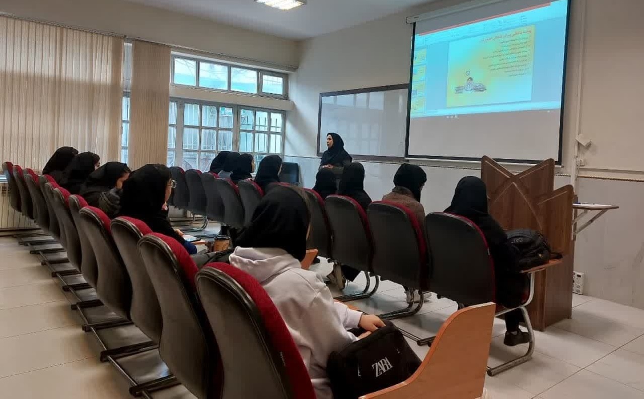 کارگاه آموزشی مدیریت استرس و تاب آوری و خودمراقبتی در مصرف مواد