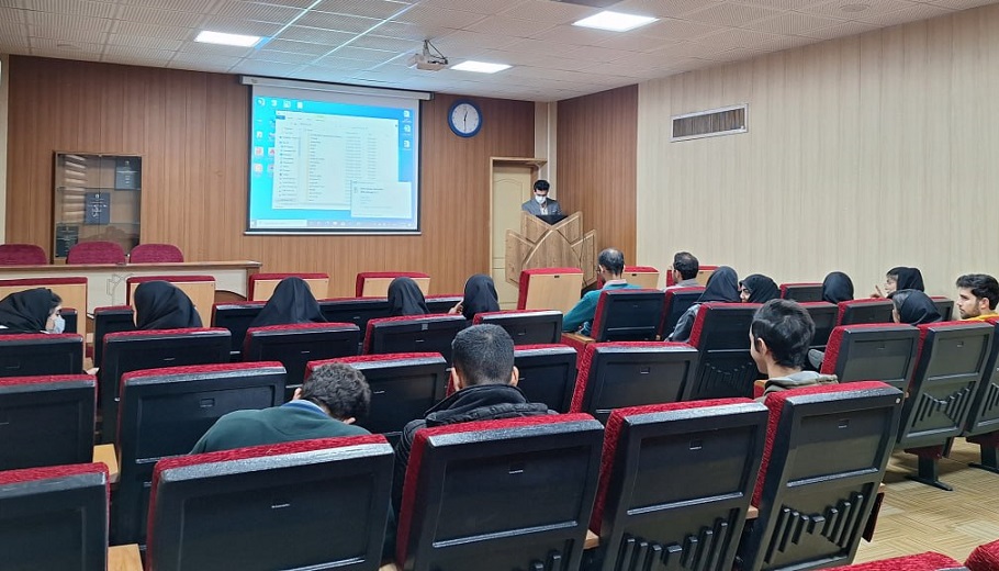 کارگاه میکروپلاستیک